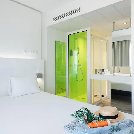 Ibis Styles Centre Hotel Menton