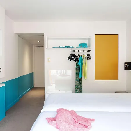 Ibis Styles Centre Hotel 3*