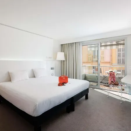 Ibis Styles Centre Menton