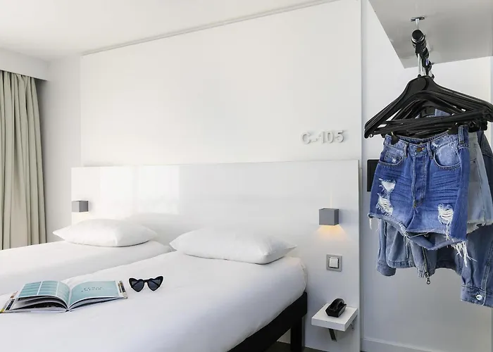 Ibis Styles Centre 3*