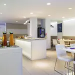 Ibis Styles Centre 3*
