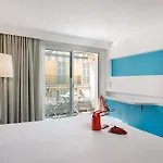 Ibis Styles Centre 3* Menton