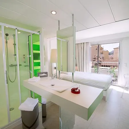 Ibis Styles Centre Hotel Menton