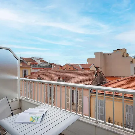 Ibis Styles Centre Hotel 3*