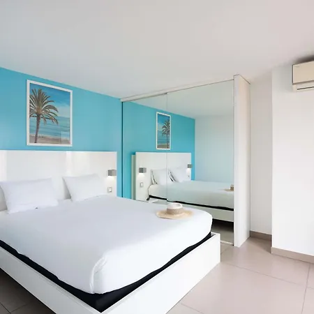 Ibis Styles Centre 3*