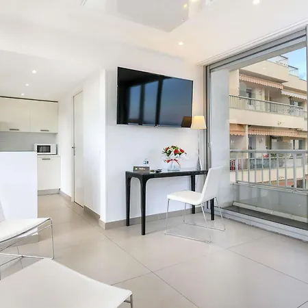 Ξενοδοχείο Ibis Styles Centre 3*