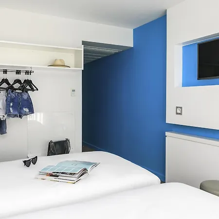 Ibis Styles Centre 3*