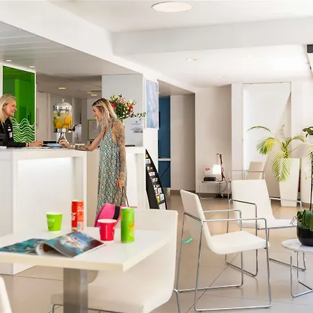 Ibis Styles Centre Hotel 3*