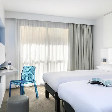 Ibis Styles Centre 호텔 멍똥