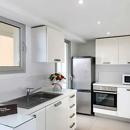 Ibis Styles Centre Hotel