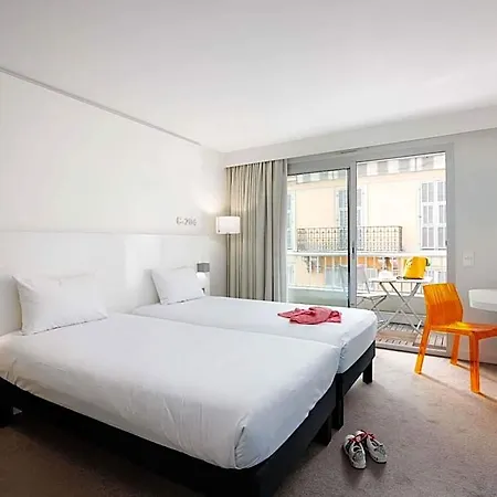 Ibis Styles Centre Hotel 3*