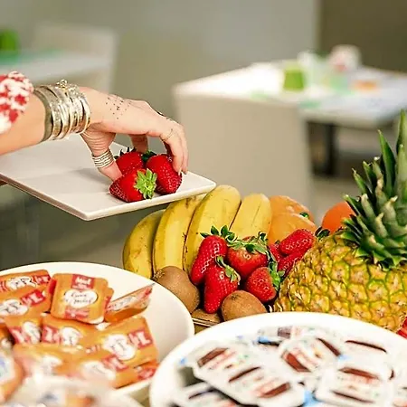 Ibis Styles Centre Hotel