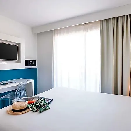 Ibis Styles Centre Hotel Menton
