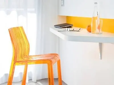 Ibis Styles Centre Mentone
