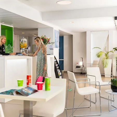 Ibis Styles Centre Hotel 3*