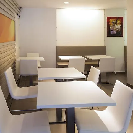 Ibis Styles Centre Hotel 3*