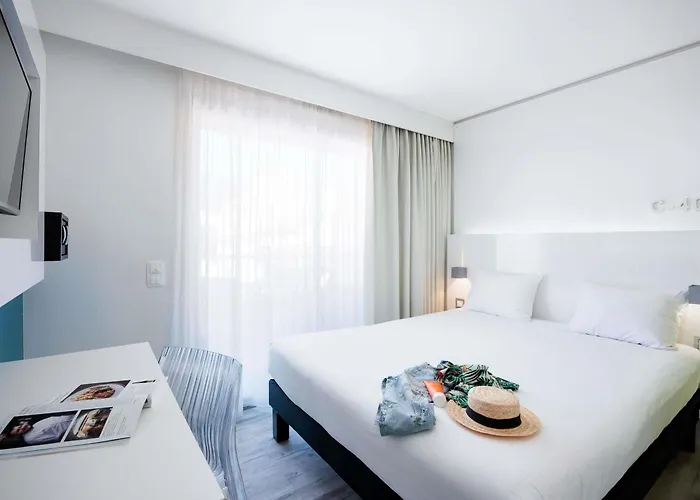 فندق Ibis Styles Centre مينتون