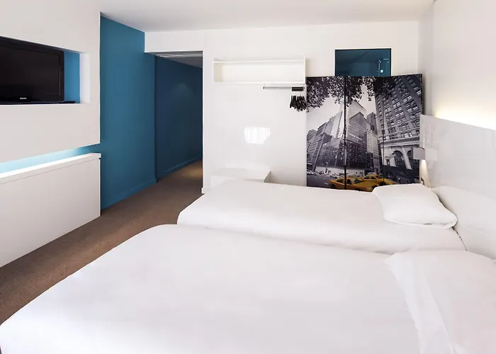 فندق Ibis Styles Centre 3*
