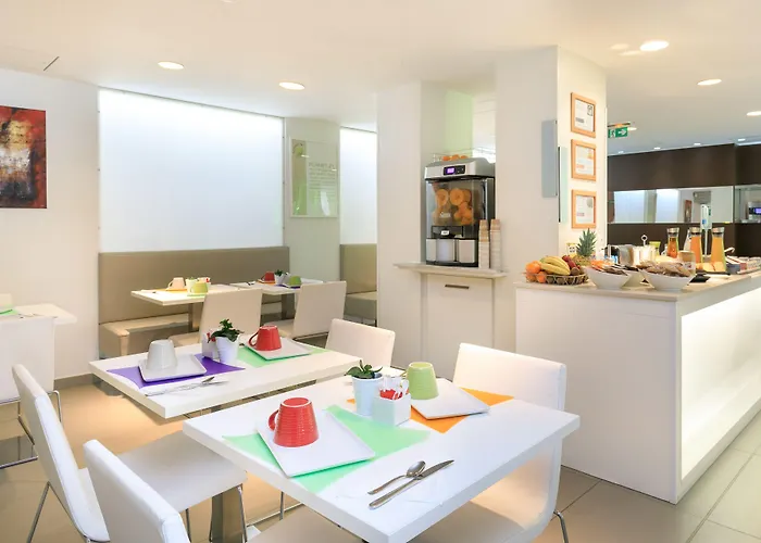 فندق Ibis Styles Centre 3*