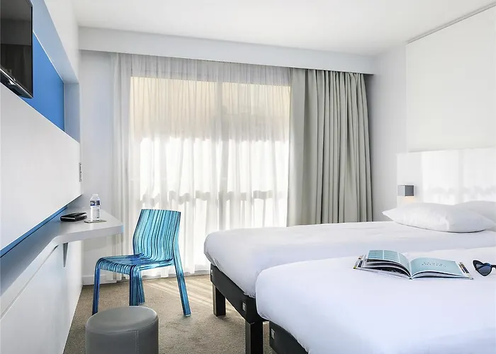 Ibis Styles Centre Hotel Mentone
